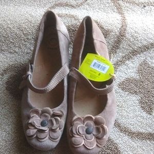 NEW Beautiful Quality Suede Shoes